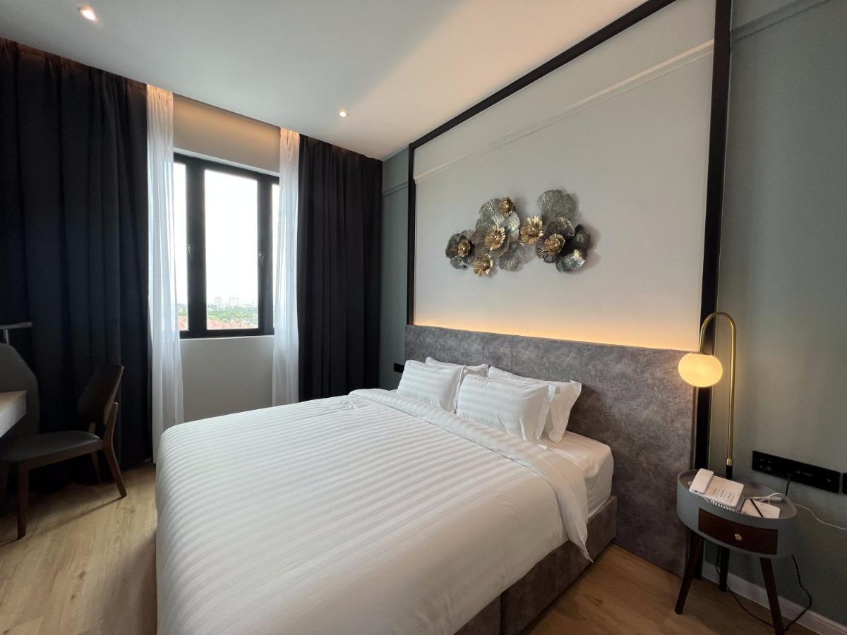 Fuhotel Bukit Mertajam Exterior photo