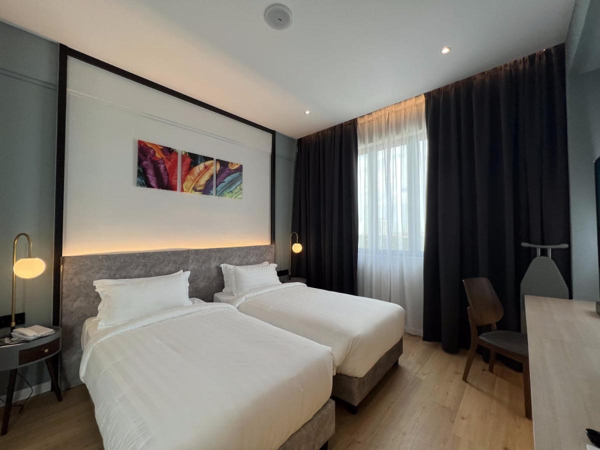 Fuhotel Bukit Mertajam Exterior photo